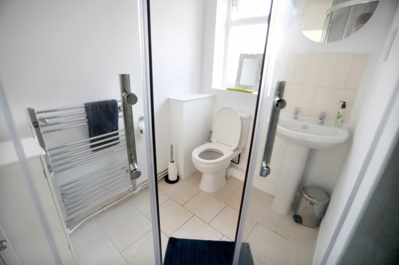 4A Dolphin Close Apartment Lyme Regis Bagian luar foto