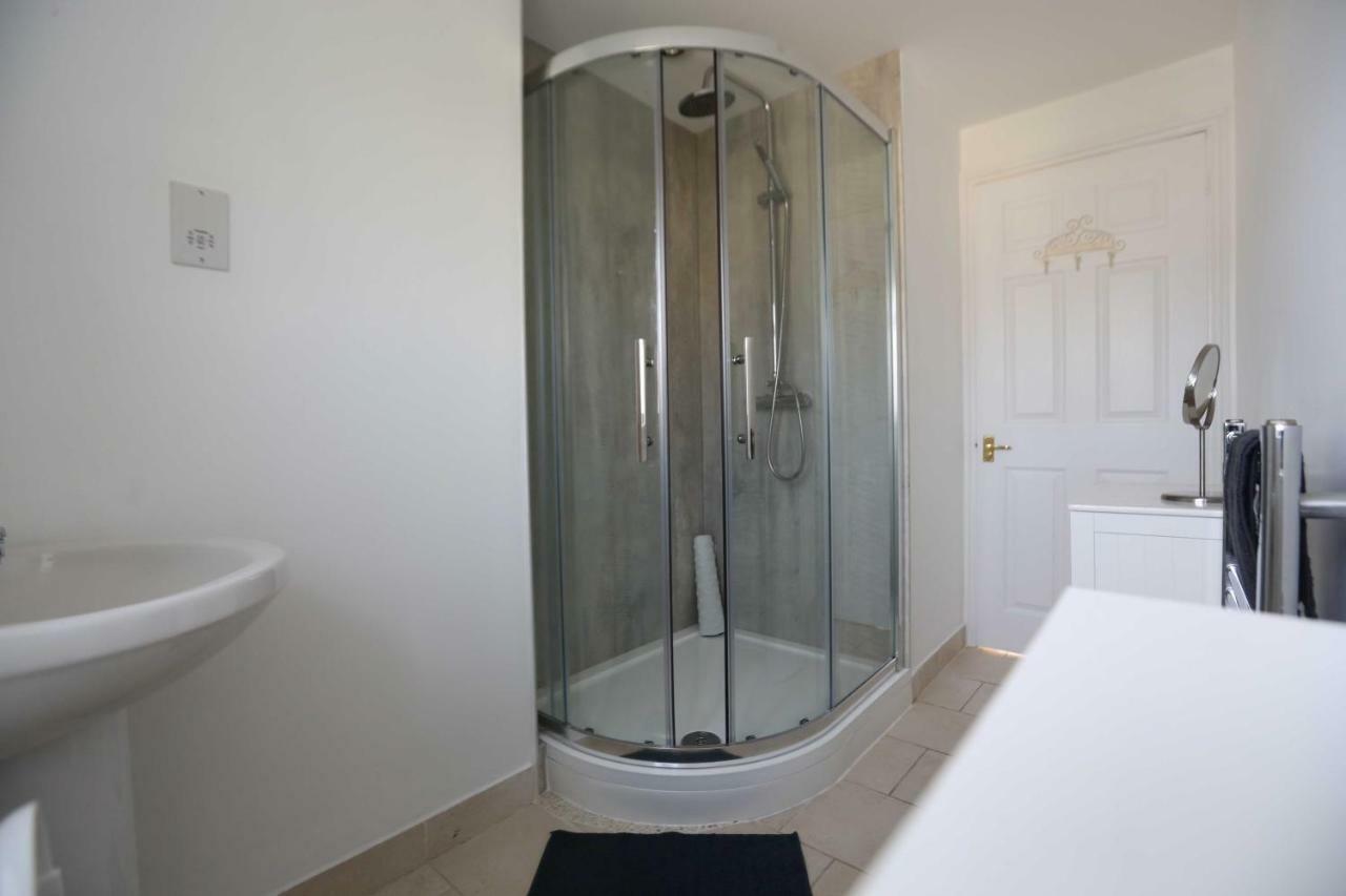 4A Dolphin Close Apartment Lyme Regis Bagian luar foto