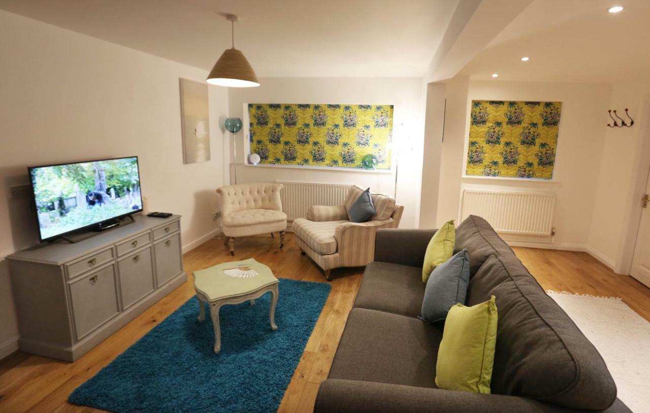 4A Dolphin Close Apartment Lyme Regis Bagian luar foto