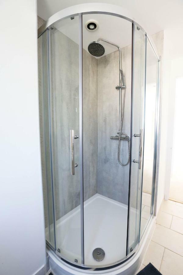 4A Dolphin Close Apartment Lyme Regis Bagian luar foto